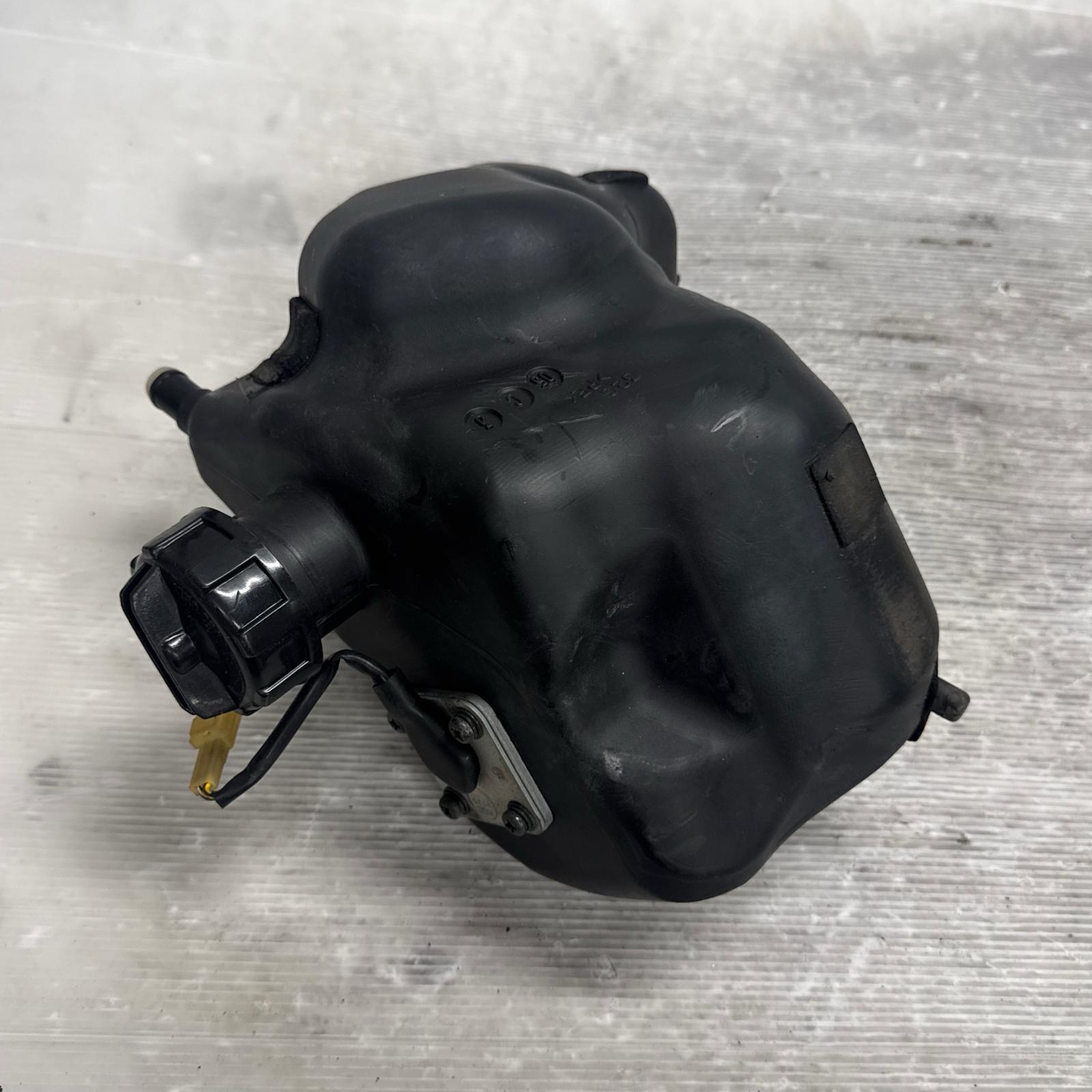 SUZUKI レッツ4 パレット CA41A ガソリンタンク スズキ