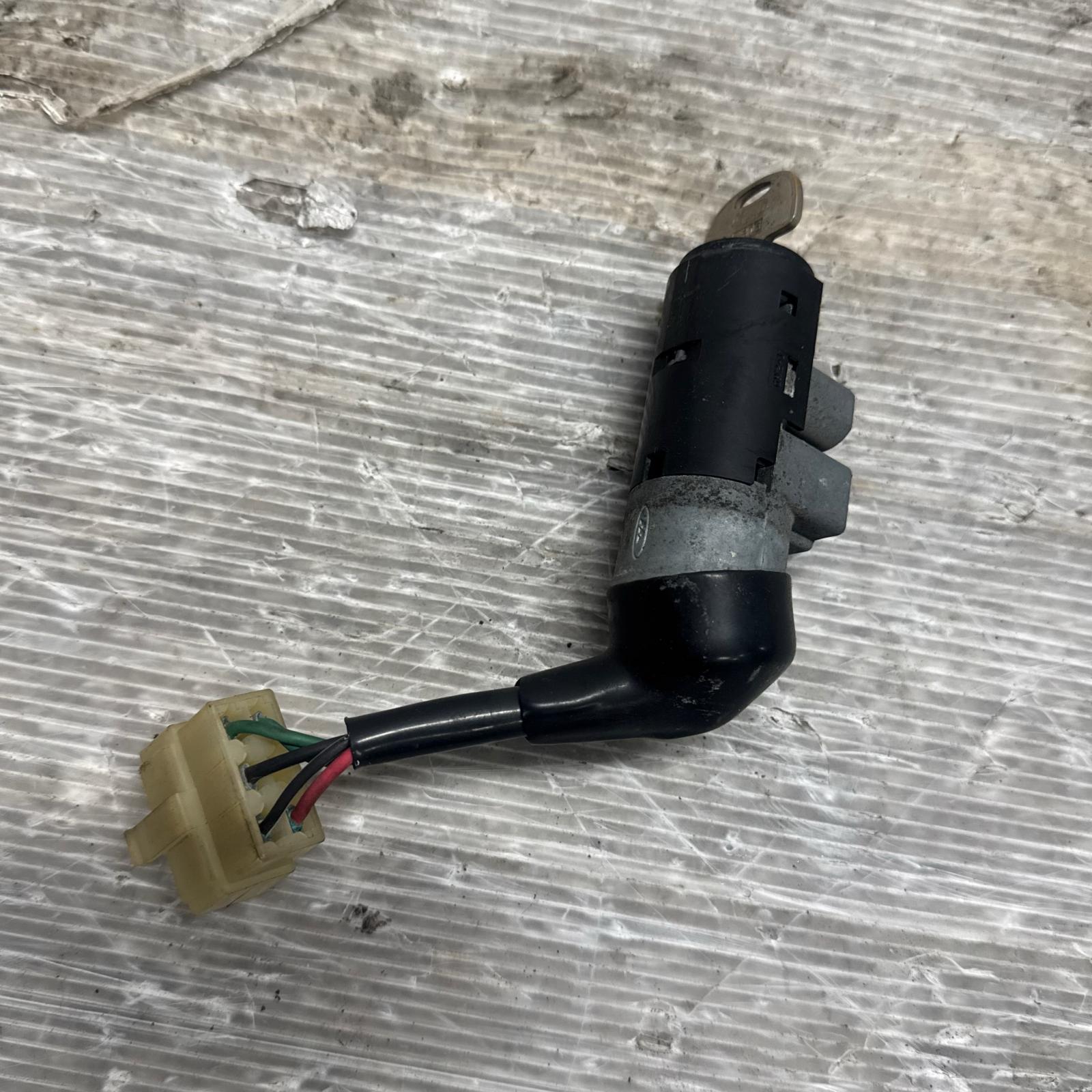 HONDA リード90 HF05 メインスイッチ ホンダ