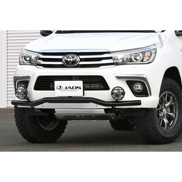 JAOS フロントスキッドバー ブラック／ブラスト ハイラックス 125系 ALL 17.09-20.08用 B150096C ※適合確認