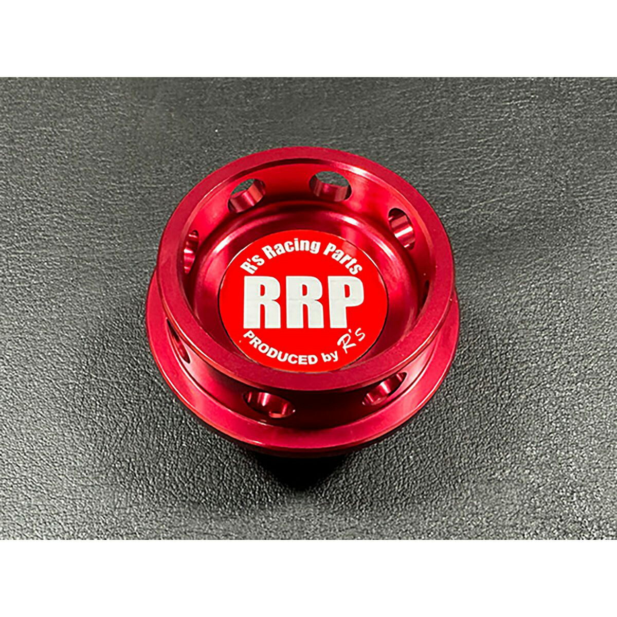 【4/4 20:00-4/10 01:59 エントリーでP5倍】アールズ レーシングオイルキャップ JB64W/74W レッド JB04-E501R