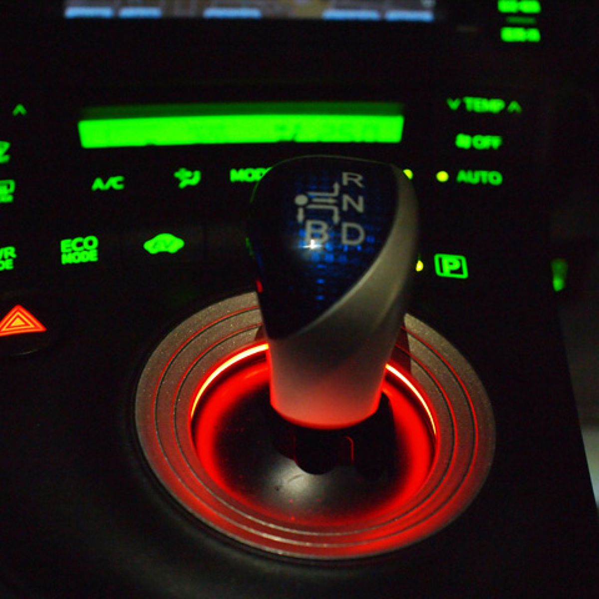 ジュナック シフトイルミネーション LEDピンク プリウス ZVW30 JUNACK(ジュナック) プリウス LEDシフトイルミネーション通販サイト