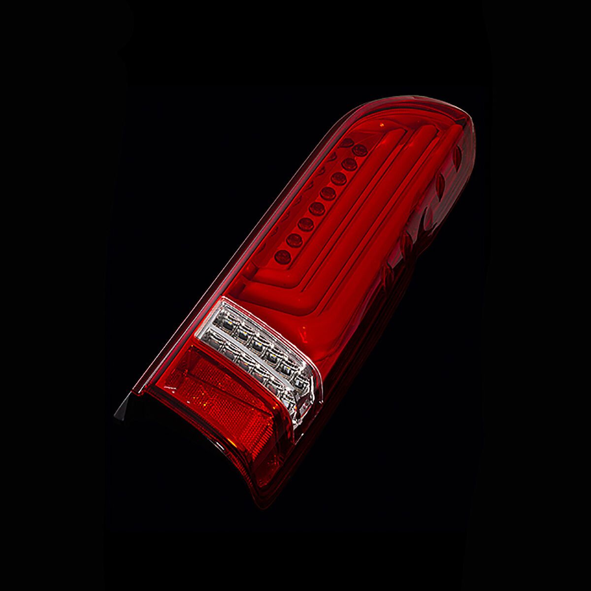 ハイエース200系　ヴァレンティ　ジュエルLEDテールランプRevo タイプ3 ヴァレンティ Valenti TT200HR2-HC-3 ジュエルLEDテールランプ