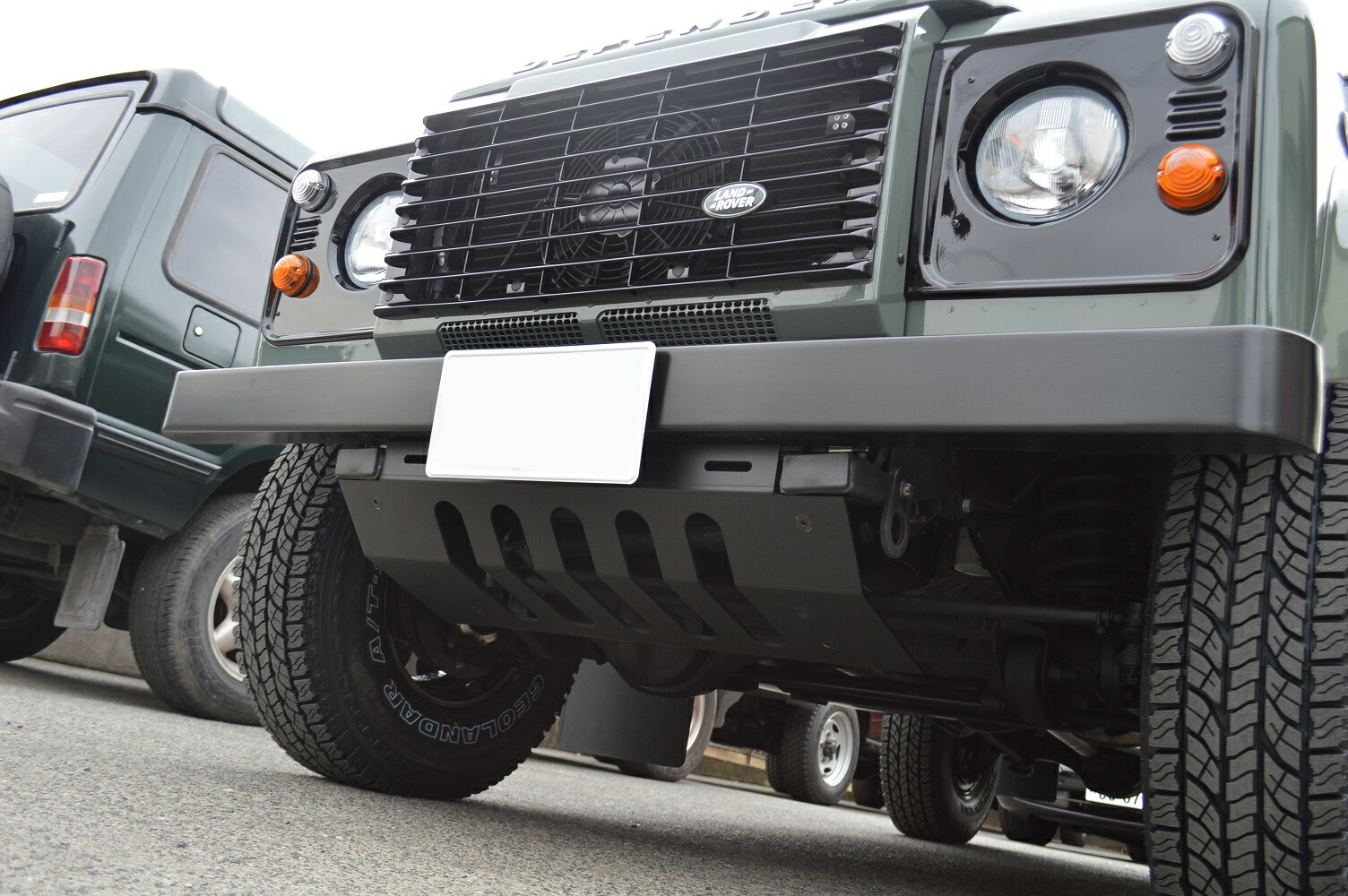 楽天市場 Bespoke ディフェンダー110 15モデル ケスウィックグリーン ご成約済み Defender110 Tdci Keswick Green ランドローバー専門 レンジャース