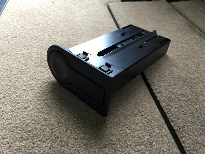助手席ドリンクホルダー【UK純正品】カップホルダー［適合例］サードレンジローバー2003-2006　L322｜ランドローバー専門　レンジャース