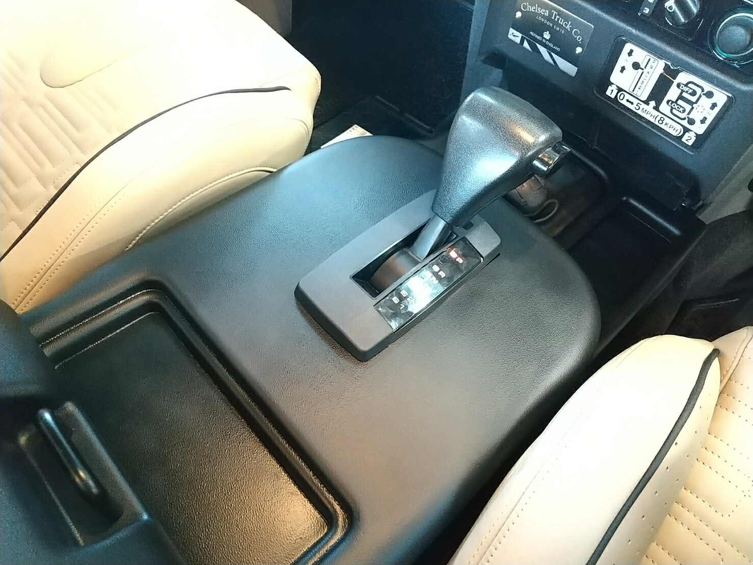 楽天市場 ディフェンダー Atミッションコンバート オートマ換装施工 部品代 工賃 セッティング料込み 持込車輌価格 工期目安 約1 2カ月 車両 状態により価格 工期変更有り 要 事前お問い合わせ ランドローバー専門 レンジャース