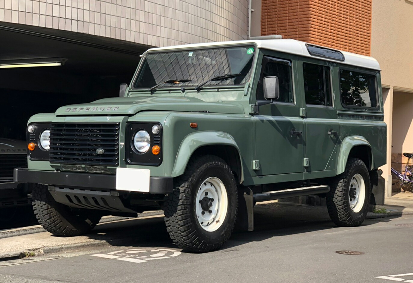 楽天市場】LAND ROVER フロント ボンネットデカール（立体型