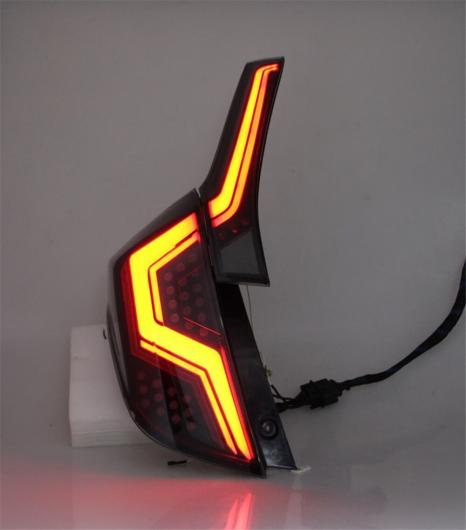 2個 リア バンパー テールライト ホンダ フィットジャズスイッチバック 2018 レッド 色 LED リフレクターブレーキランプ 駆動 フォグランプ Red Cover・Black Cover AL-AA-9540 Car light