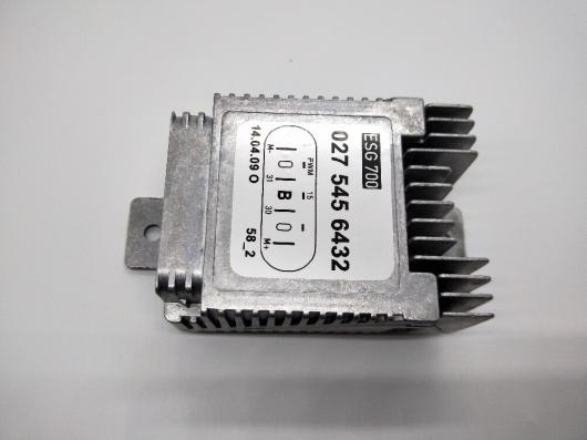 エンジン 冷却 ファン コントローラー 適用: メルセデス ベンツ W220 S500 S430 CL500 OEM 0275456432 A0275456432 A 027 545 64 32 AL-II-6680 AL Car parts