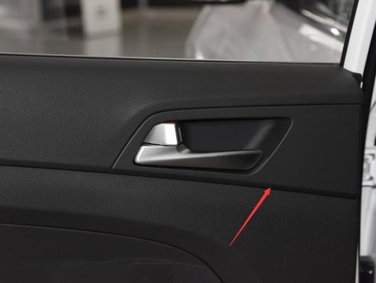 適用: ヒュンダイ/現代/HYUNDAI ツーソン 2015-2018 2019 2020 カーボンファイバー調 インナー ドア ハンドル フレーム トリム インテリア 装飾 トリム アクセサリー 左ハンドル用 AL-MM-3344 AL Interior parts for cars