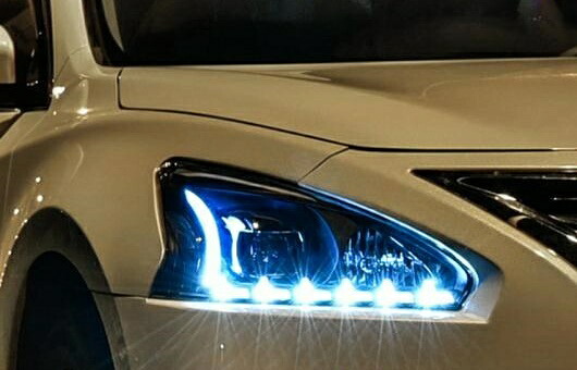 DRL LED デイタイムランニングライト オート ガイド フォグランプ ヘッドライト 適用: 日産 ティアナ 13-15 BI キセノン ビーム 4300K～8000K 35W・55W AL-HH-0116 Car parts｜オートパーツエージェンシー