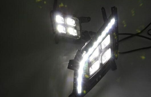 適用: 起亜 K5 2013-2014 LED DRL フォグ ランプ デイタイム ランニング 高光度 ガイド ライト AL-HH-0631 Car parts