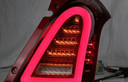 LED テール ランプ 適用: スズキ スイフト テールライト 2005-2014 リア ライト DRL + ターンシグナル ブレーキ リバース レッド AL-HH-0717 Car parts｜オートパーツエージェンシー 92,125円
