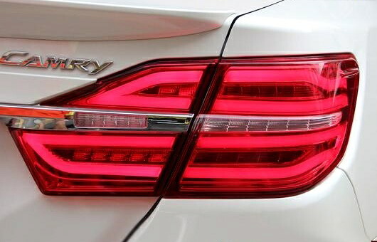 適用: テール ライト 2015-2017 トヨタ カムリ LED リア フォグ ランプ DRL ブレーキ + パーク シグナル レッド AL-HH-1145 Car parts