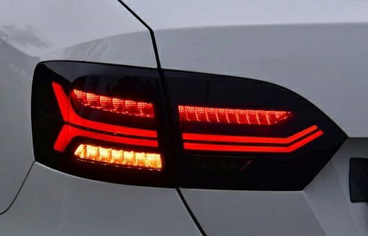 適用: VW フォルクスワーゲン/VOLKSWAGEN ジェッタ テールライト 2012-2017 LED テール ランプ リア DRL + ブレーキ パーク シグナル ライト レッド AL-HH-1231 Car parts