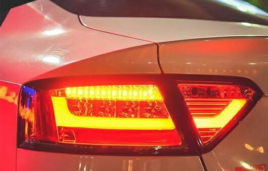 適用: アウディ/AUDI A5 テールライト 2008-2016 LED テール ランプ リア DRL + ブレーキ パーク シグナル ライト レッド AL-HH-1238 Car parts