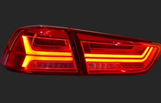 適用: 三菱 ランサーEX テールライト 2009-2016 LED テール ランプ リア DRL + ブレーキ パーク シグナル ライト レッド AL-HH-1241 Car parts
