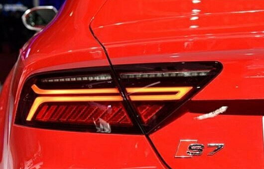 適用: アウディ/AUDI A7 LED テールライト 2011 2012 2013 2014 2015 リア ランプ パーキング ブレーキ ターンシグナル ライト レッド AL-HH-1326 Car parts｜オートパーツエージェンシー