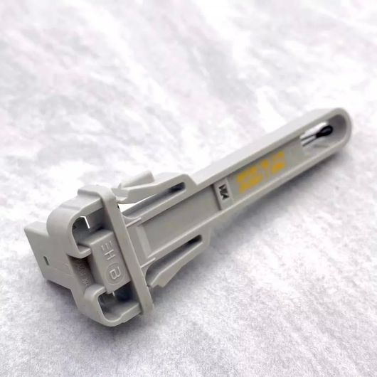 OEM 13276269 エア コンディション 冷媒 温度 センサー 適用: ビュイック/BUICK カスケーダ リーガル キャデラック/CADILLAC CT6 シボレー/CHEVROLET クルーズ SR-BB-9890 sensor