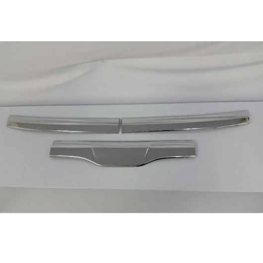 フロント パネル トリム 適用: 日産 ディーゼル UD 2007 クオン CD4 GW4 UD390 トラック クローム ボディ パーツ SR-AA-1306 Exterior parts for cars