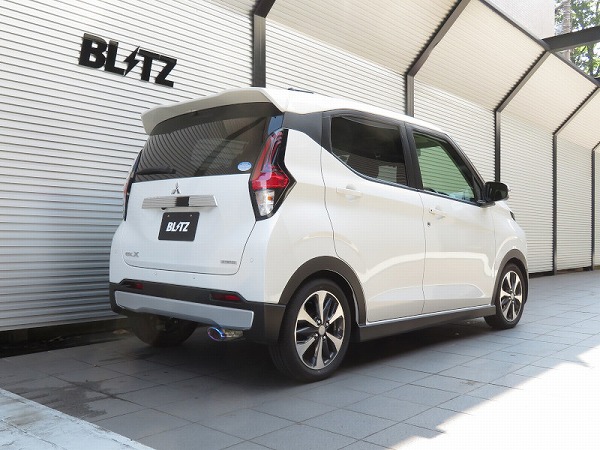 ブリッツ/BLITZ NUR-SPEC CUSTOM EDITION マフラー チタンカラー(VSR) ニッサン デイズ B48W BR06 4WD専用,ターボ専用,ハイウェイスター専用 2019年03月~ Scarf|オートパーツエージェンシー