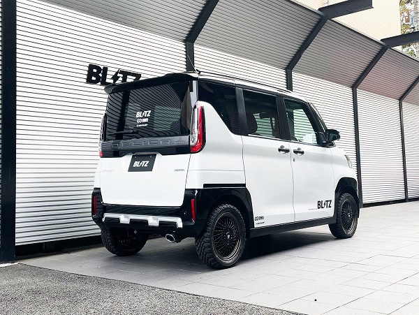 ブリッツ/BLITZ NUR-SPEC CUSTOM EDITION マフラー 三菱 デリカミニ B38A BR06-SM21 4WD専用,ターボ車専用 2023年05月～ 鏡面仕上げ(VS) 63586 Scarf