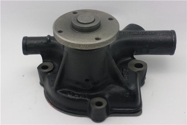 GMB ウォーターポンプ 日産 ダットサントラック SD23 D21 2300cc 1985年08月～1987年08月 GWN-37A water pump
