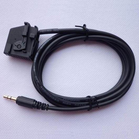 車用ケーブル 2.0 AUX 入力 オーディオ ケーブル メルセデス・ベンツ CLK SL SLK W168 W202 W203 W208 W209 W211 W461 W463 W164 R170 COMAND 2.0 選べる2カラー ブラック,グレー AL-AA-6628 AL Car cable 11,233円