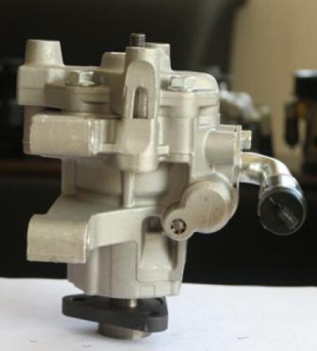パワーステアリング ポンプ ASSY フォード 1534806 6C113A674AE 6C113A674AA AL-CC-3772 AL Car parts｜オートパーツエージェンシー2号店