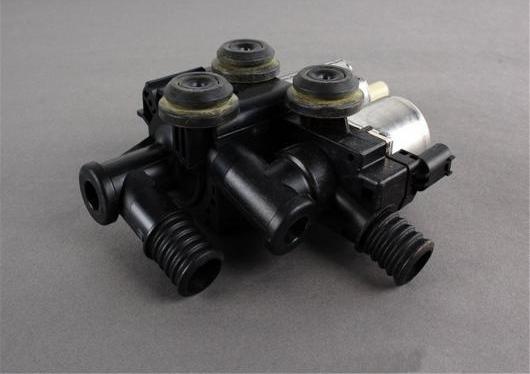ヒーター コントロール バルブ 補助 ウォーター ポンプ ウォーター BMW E46 X3 E83 Z3 E36 316i 318i 320i 323i 325i 328i 330i 64118369807 AL-CC-4881 AL Car parts