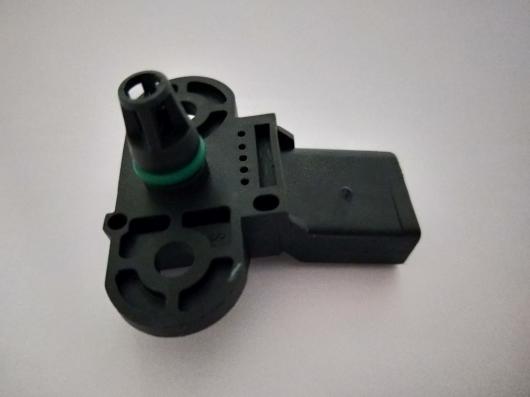 マップ センサー マニホールド エア プレッシャー センサー 036906051C 0261230053 0261 230 053 適用:アウディ/AUDI 100 A4 A5 A6 A8 オールロード R8 Q7 VW パサート AL-II-5754 AL sensor