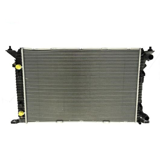 エンジン ウォーター タンク ラジエーター 8K0121251AJ 適用: アウディ/AUDI A4 A4AR A4Q A5CA A5CO AQ5 ウォーター タンク 8K0121251AJ AL-MM-0529 AL Car parts