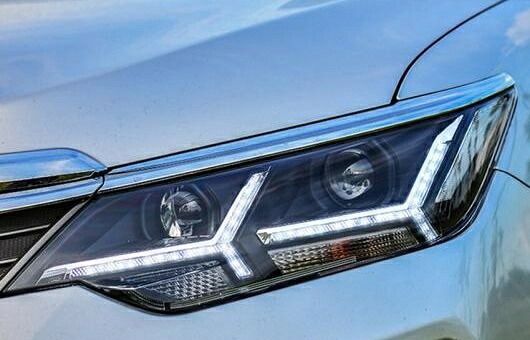 ヘッドライト 適用: トヨタ カムリ 2015 LED ヘッドランプ デイタイムランニングライト DRL バイキセノン HID 4300K～8000K 35W・55W AL-HH-0080 Car parts｜オートパーツエージェンシー2号店