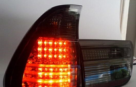 適用: BMW/ビーエムダブリュー X5 スモーク ブラック リア ライト 1998-2003 LED テール アルティス ランプ DRL + ブレーキ パーク シグナル レッド AL-HH-1162 Car parts｜オートパーツエージェンシー2号店
