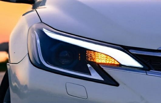 車用ヘッドライト クリアレンズ　マークX130系前期 マークX130系前期用プロジェクターヘッドライト｜MARK X Online