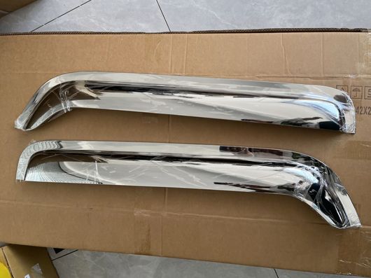 メッキ クローム ドア サン バイザー セット 適用: いすゞ 700P ボディ パーツ SR-AA-0753 Exterior parts for cars