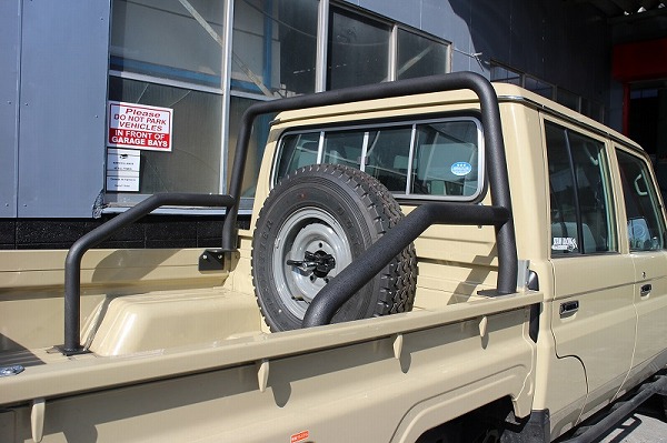 サクソン/SUXON ロールバー サーフェーサー仕上 LGR-079 トヨタ ランドクルーザー70 CBF-GRJ79K 1GR ピックアップ バン 4000cc Roll bar|オートパーツエージェンシー2号店