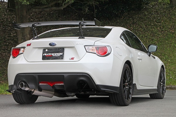フジツボ(FUJITSUBO) A-RM＋c マフラー トヨタ BRZ DBA・4BA-ZC6 FA20 2.0 AT/MT共通 アプライドA～H 2000cc 2012年03月～2020年09月 左側シングル出し チタン＋カーボンモデル muffler
