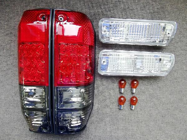 送料無料 ランクルロング 78LEDスモークテール&クリスタルウィンカー SET｜AUTO PARTS JAPAN