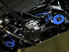 クスコ ヴェルファイアハイブリッド ATH20W 強化スタビライザー リヤ追加スタビバー