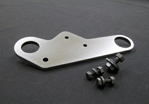 ジャオス ジャオス JAOS 牽引フック フロント左側(助手席側) ジムニー JB33/JB43系 年式98.01-12.04 適応-7型(限定車 除く)