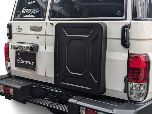 カースタイル ランドクルーザー GDJ76W リアゲートカバー