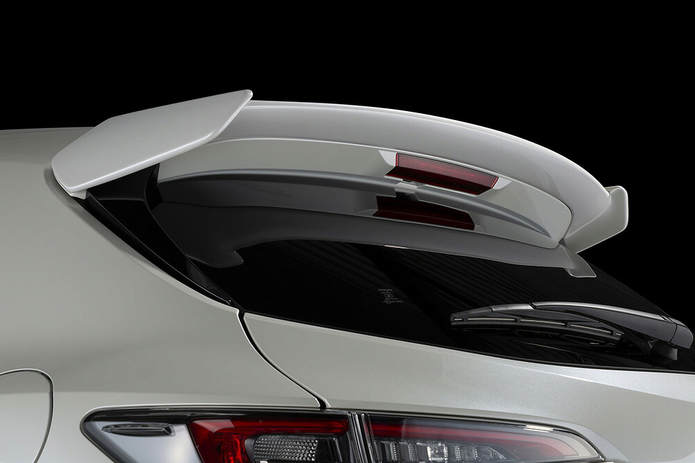 当社塗装品 ブリッツ カローラスポーツ 210系 エアロスピードRコンセプト リアスポイラー SW2 塗装済スーパーホワイトII