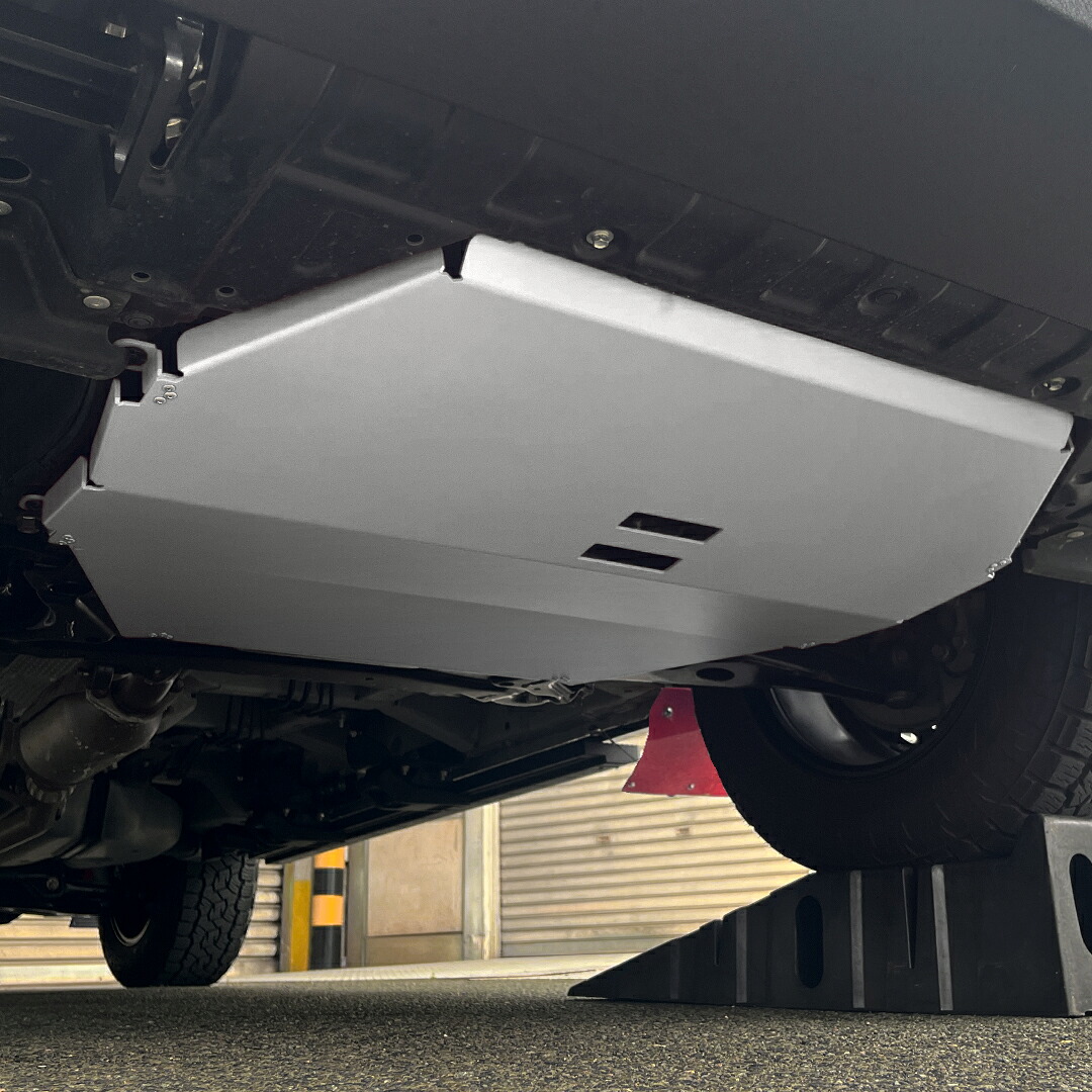 オートフラッグス デリカ D5 後期 (2019/02～) アルミエンジンガード シルバー(発送先指定:自動車関連業者のみ)