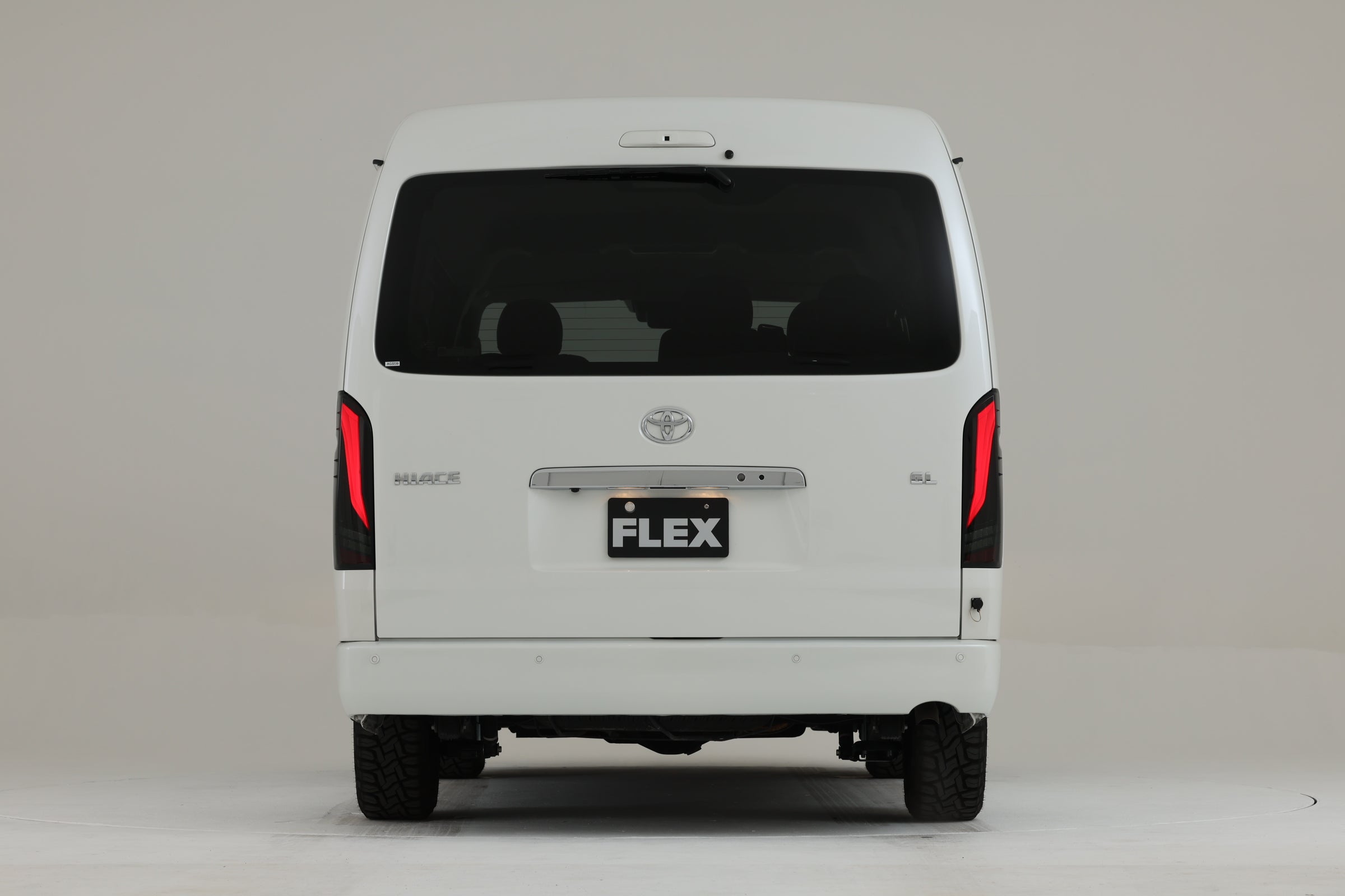 フレックスハイエース オメガ LEDテールランプ【車両情報必須】｜オートパーツ ダイレクト