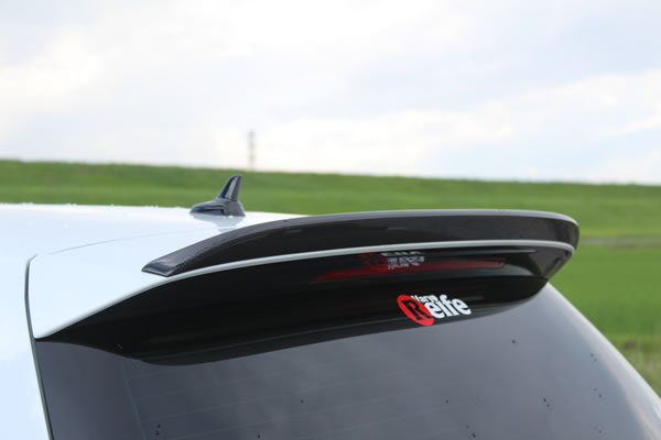 当社塗装品 ガレージベリーVW GOLF ゴルフ 7 グレード:R (2014/2～) リアルーフスポイラー カーボン製｜オートパーツ ダイレクト