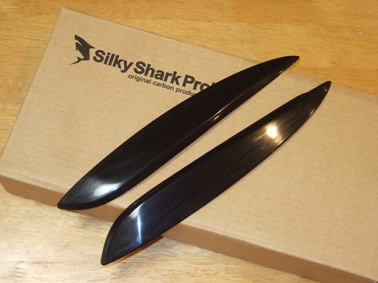 シルキーシャークプロジェクトムーヴカジュアル L150系 アイライン タイプ2 FRP製 未塗装・黒ゲルコート仕上げ｜オートパーツ ダイレクト