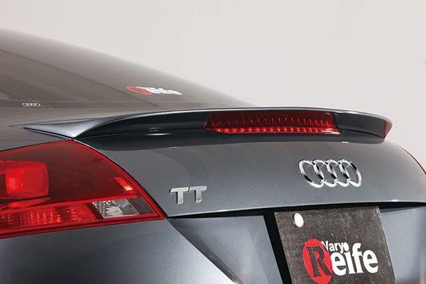 ガレージベリー AUDI アウディ TT 前期(2006年～2010年) トランクスポイラー カーボン製【個人宅発送不可】