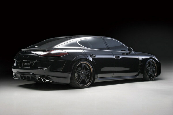 ヴァルドPORSCHE PANAMERA Sports Line Black Bison Edition 09~ リアオーバーフェンダー|オートパーツ ダイレクト