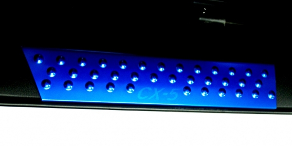 スカッフプレート【ダックスガーデン】CX-5 KE 純正フロントスカーフプレート(スカッフプレート)用アルマイトカラーアルミカバーRLセット レッド画像
