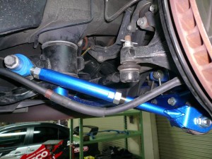 クスコインプレッサ GVB リヤトレーリングロッド|オートパーツ ダイレクト